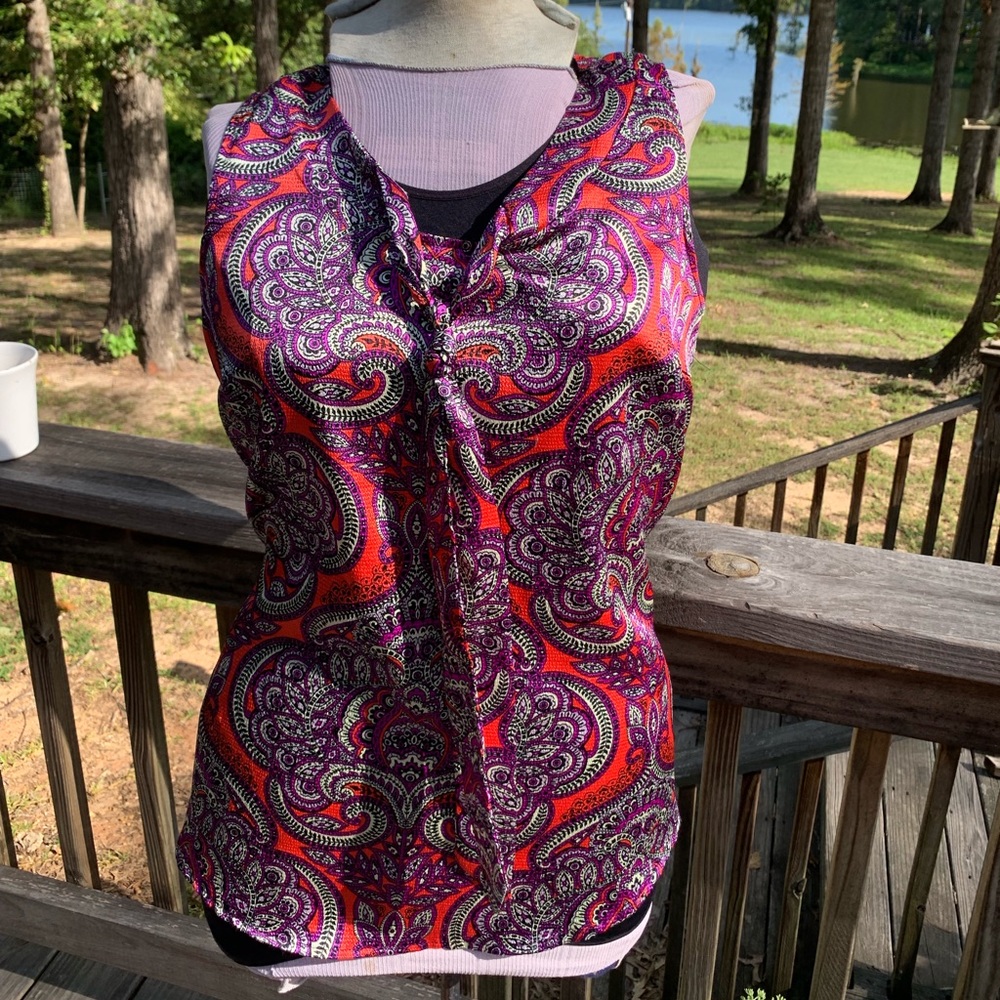 Sleeveless The Limited Paisley print
